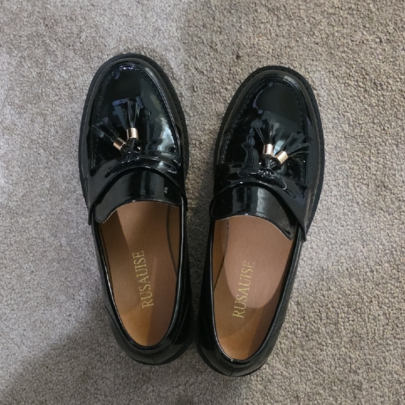 Rusauise Shoes - Black Patent Leather Loafers